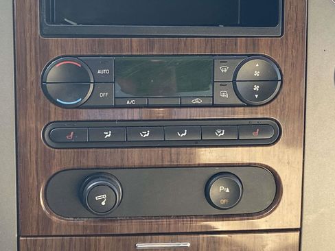 Used 2004 Ford F150 Lariat image 28