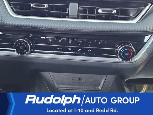 Used 2026 Chevrolet Equinox LT AWD/4WD image 21
