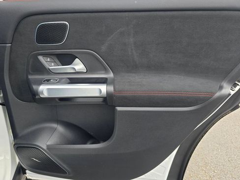 Used 2023 Mercedes-Benz GLB 250 4MATIC w/ AMG Line image 26