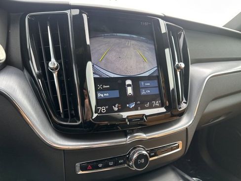 Used 2020 Volvo XC60 T5 Momentum w/ Protection Package Premier image 23