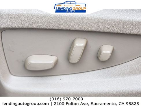 Used 2018 Chevrolet Suburban Premier image 20