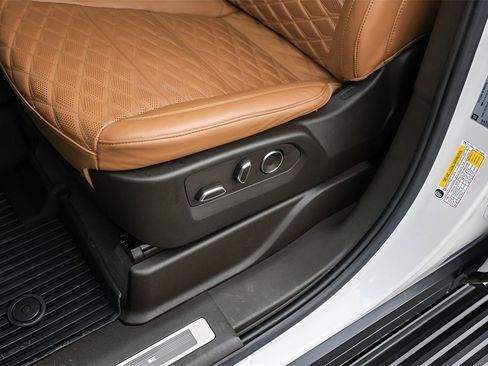 Certified 2021 Cadillac Escalade Sport w/ Driver Assist Tech Package image 8