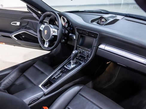 Used 2013 Porsche 911 Carrera S RWD image 33