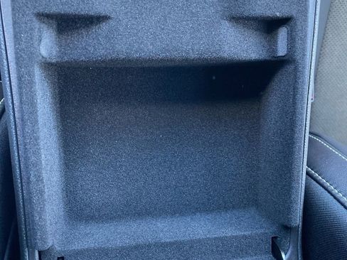 New 2025 Jeep Grand Cherokee Altitude image 32