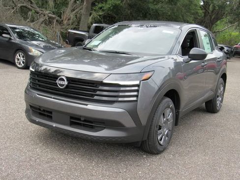 New 2026 Nissan Kicks S FWD image 7
