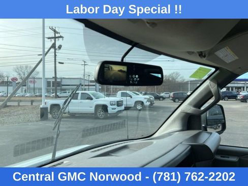 Used 2025 Chevrolet Express 2500 w/ Driver Convenience Package RWD image 17