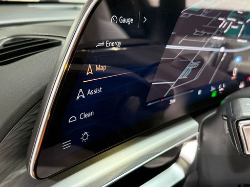 New 2026 Cadillac Lyriq Sport AWD/4WD image 24