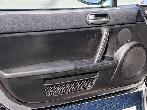 Used 2010 MAZDA MX-5 Miata Sport image 15