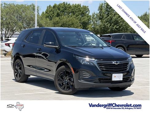 Used 2024 Chevrolet Equinox LS w/ Midnight Edition FWD image 2