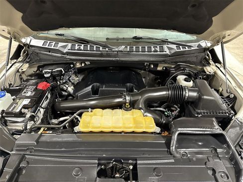 Used 2018 Ford F150 Lariat w/ Equipment Group 502A Luxury image 25