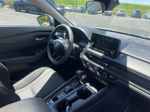 Used 2024 Honda Accord EX image 9