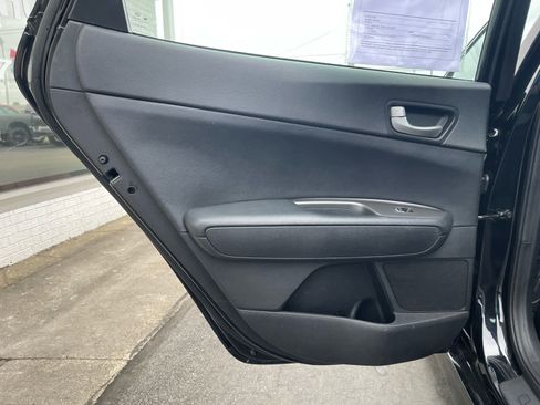 Used 2020 Kia Optima LX image 15