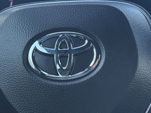 Used 2026 Toyota Corolla SE FWD image 13