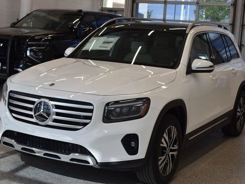 New 2026 Mercedes-Benz GLB 250 4MATIC image 12