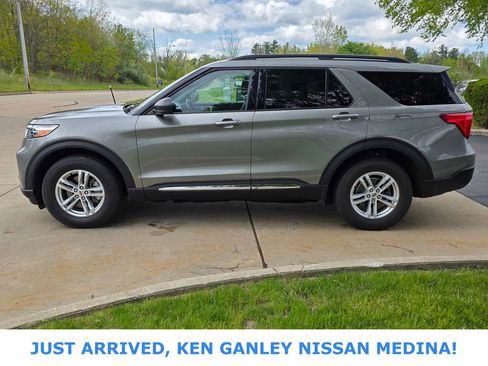 Used 2020 Ford Explorer XLT w/ Comfort Package AWD/4WD image 6