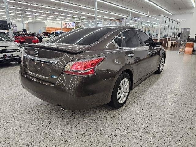 Used 2014 Nissan Altima 2.5 FWD image 5