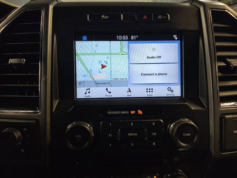 Used 2018 Ford F150 XLT w/ Equipment Group 302A Luxury AWD/4WD image 25