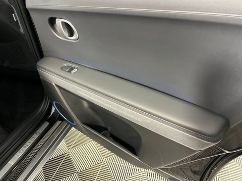 Used 2022 Hyundai Ioniq 5 Limited w/ Cargo Package image 32