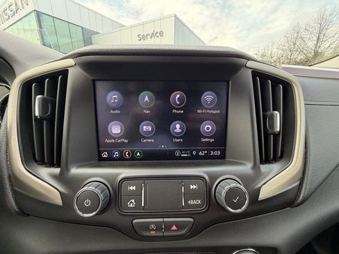 Used 2024 GMC Terrain Denali w/ Denali Premium Package image 9