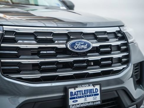 New 2026 Ford Explorer Active AWD/4WD image 14