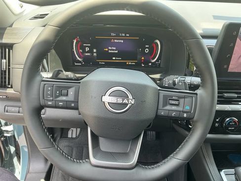New 2026 Nissan Pathfinder Platinum AWD/4WD image 14
