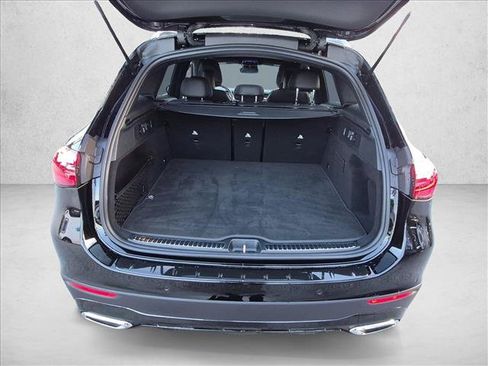 Certified 2026 Mercedes-Benz GLC 300 image 6
