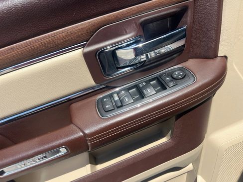 Used 2016 RAM 1500 Laramie w/ Convenience Group RWD image 31