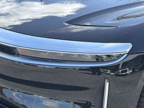 Used 2024 Lucid Air Touring image 27