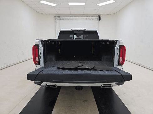 Used 2021 GMC Sierra 1500 Denali w/ Denali Ultimate Package AWD/4WD image 11