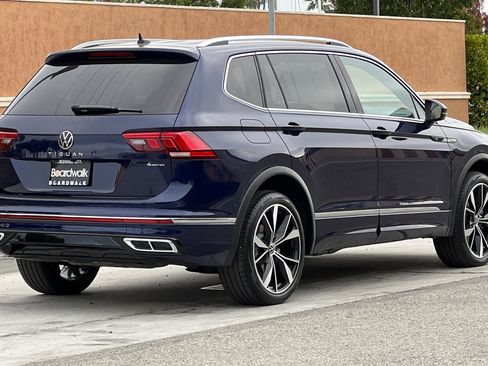 Used 2022 Volkswagen Tiguan SEL R-Line image 4