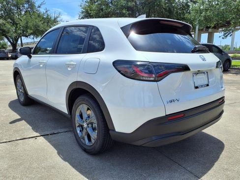 Used 2026 Honda HR-V LX image 2