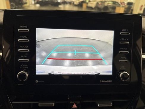 Used 2022 Toyota Camry LE image 30