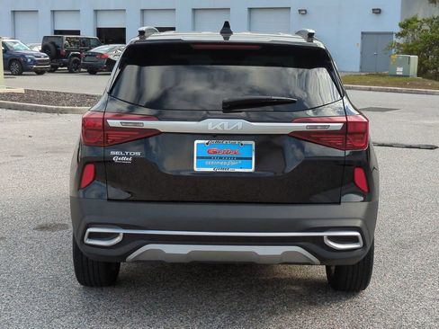 Used 2023 Kia Seltos S image 6