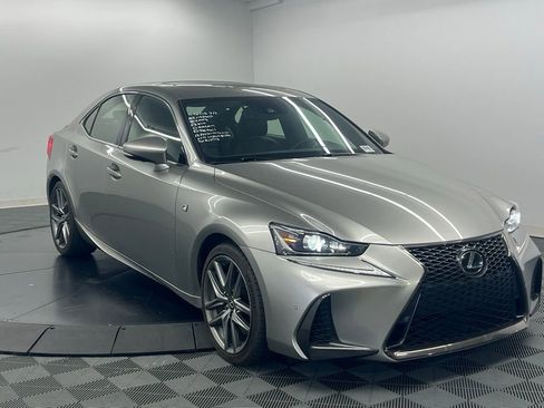 Used 2018 Lexus IS 300 F Sport image 2