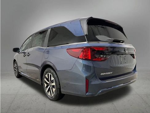 New 2026 Honda Odyssey EX-L image 3