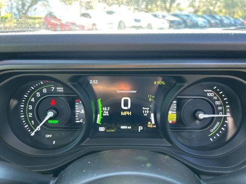 Used 2024 Jeep Wrangler Unlimited Rubicon 4xe image 35