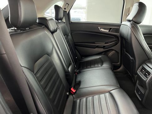 Used 2022 Ford Edge SEL AWD/4WD image 21