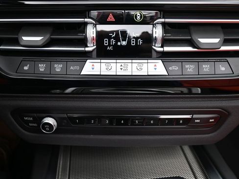 Used 2024 BMW Z4 M40i w/ Premium Package image 18