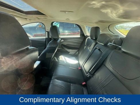 Used 2014 Ford Focus Titanium FWD image 6