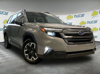 Used 2025 Subaru Forester Premium video 1