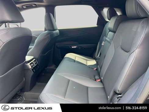 Used 2025 Lexus RX 350 Premium w/ Accessory Package AWD/4WD image 16
