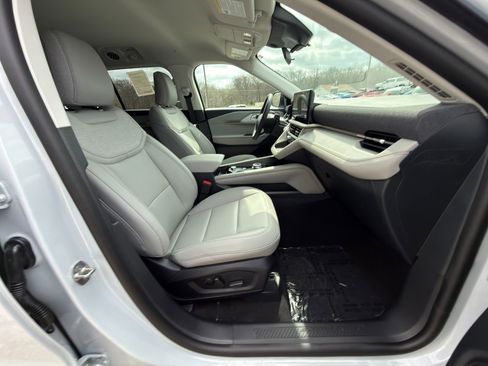 New 2026 Ford Explorer Active image 10