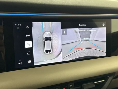 Certified 2025 Porsche Macan Electric image 30