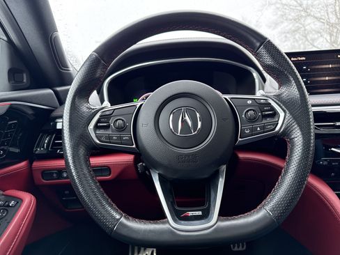 Used 2023 Acura MDX A-Spec image 31