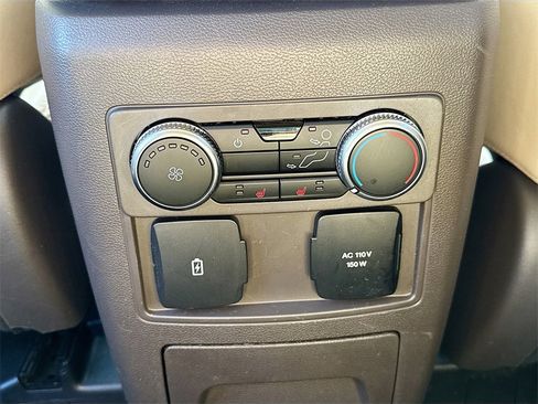 Certified 2022 Ford Explorer Platinum w/ Equipment Group 601A image 21