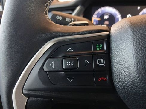 Used 2025 Jeep Grand Cherokee Altitude AWD/4WD image 31