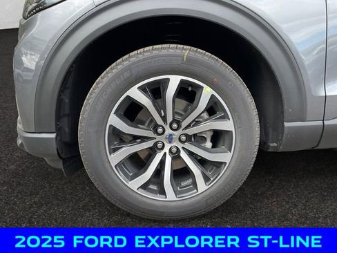 New 2025 Ford Explorer ST-Line image 14