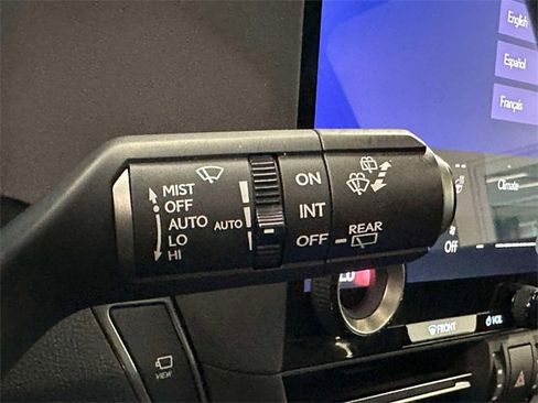 Used 2024 Lexus GX 550 image 31