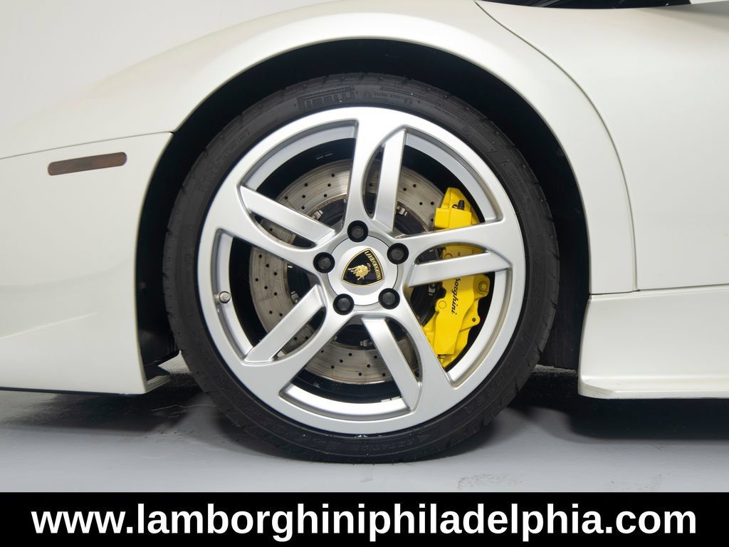 Used 2007 Lamborghini Murcielago LP 640 AWD/4WD image 10