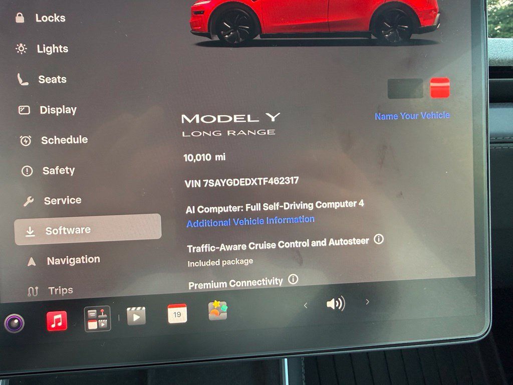 Used 2026 Tesla Model Y 2WD image 13